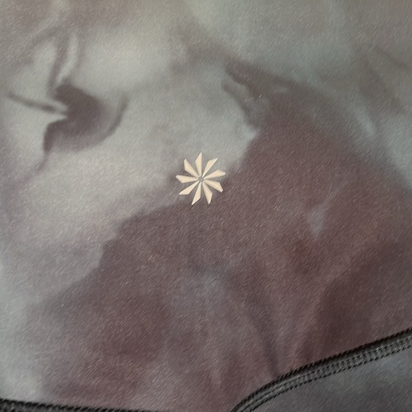 Athleta-M tall-green tie-dye-Elation printed 7/8 tights. Leggings.#981718. - Picture 5 of 13